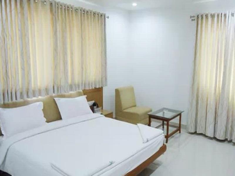 Fabhotel Syberitic Suites Gachibowli - Fully Vaccinated Staff Kondapur  外观 照片