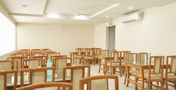 Fabhotel Syberitic Suites Gachibowli - Fully Vaccinated Staff Kondapur  外观 照片